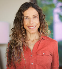 Elisette Carlson