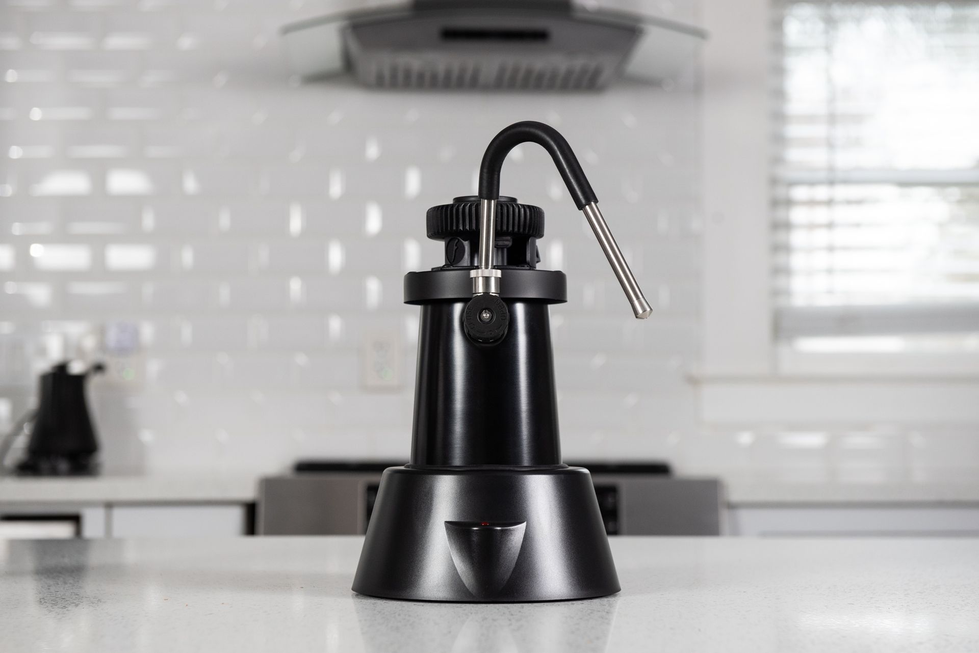 eWizard Electric Milk Steamer - 110v